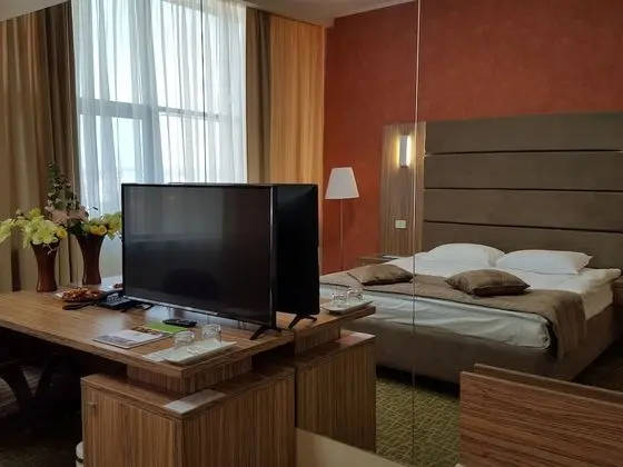 Tek Büyük Yataklı Oda