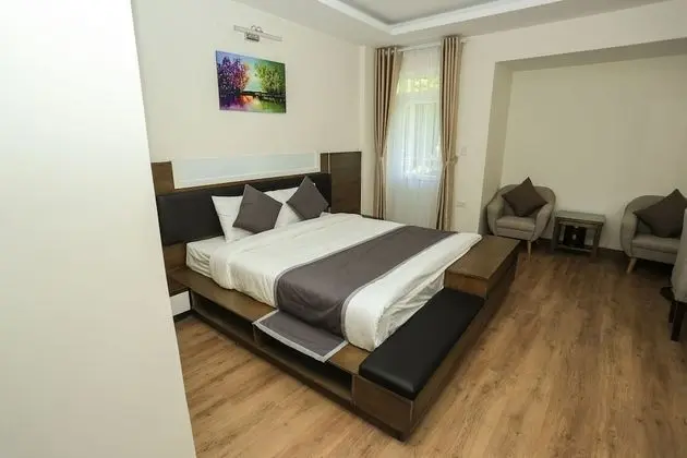 Deluxe Tek Büyük Yataklı Oda, Dağ Manzaralı