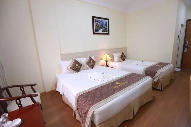 Deluxe Üç Kişilik Oda, Sigara İçilebilir
