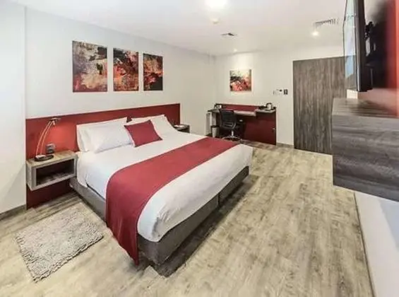 Tek Büyük Yataklı Oda