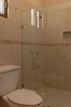 Family Tek Büyük Yataklı Oda