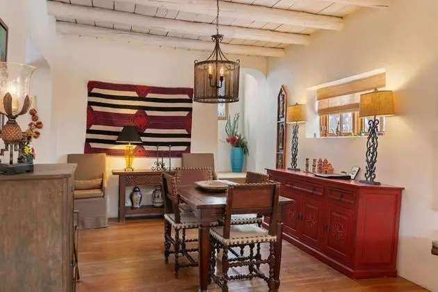 Ev (Tecolote - Authentic Home Right Next )