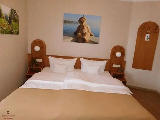 Basic Tek Büyük Yataklı Oda