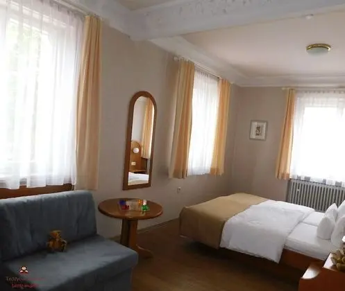 Comfort Tek Büyük Yataklı Oda