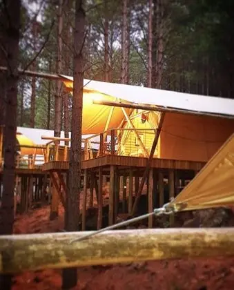 Romantic Kulübe, 1 Büyük (Queen) Boy Yatak, Göl Manzaralı