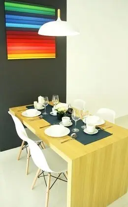 Odada yemek servisi