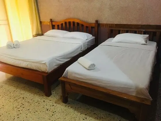 Family Tek Büyük veya İki Ayrı Yataklı Oda