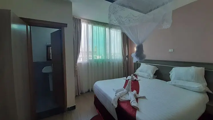 Standard King Room