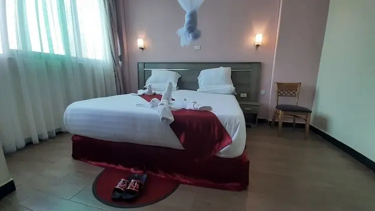 Standard King Room