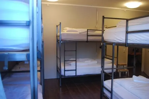 Ortak Ranzalı Oda, Karma Ranzalı Oda, Ortak Banyo