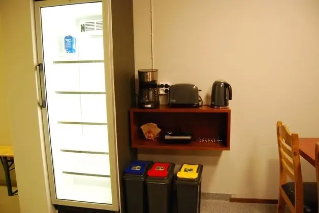 Tek Büyük veya İki Ayrı Yataklı Oda, Birden Çok Yatak, Ortak Banyo (Private Room)