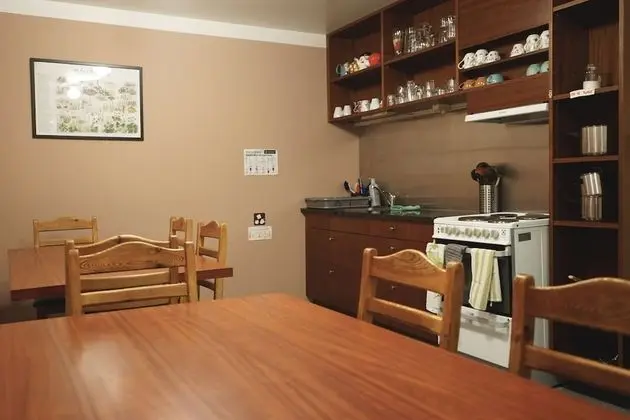 Tek Büyük veya İki Ayrı Yataklı Oda, Birden Çok Yatak, Ortak Banyo (Private Room)