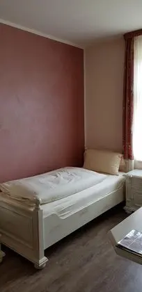 Comfort Büyük Yataklı Tek Kişilik Oda