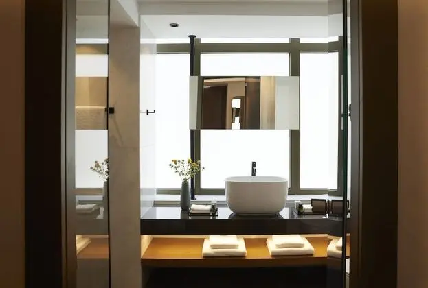 Teight Executive Room