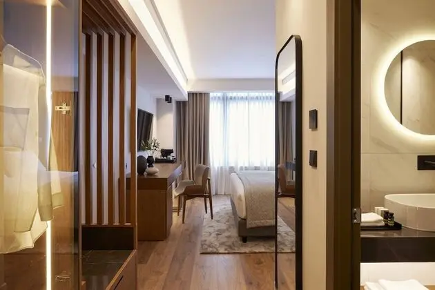 Teight Superior Room