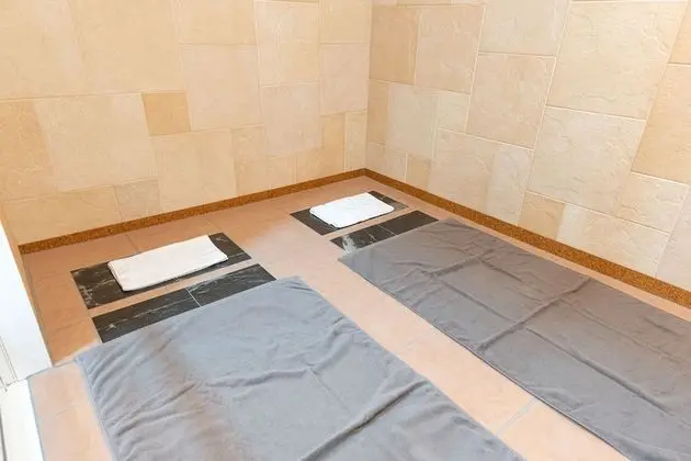 Family Oda, Sigara İçilmez, Sıcak Su Havuzu