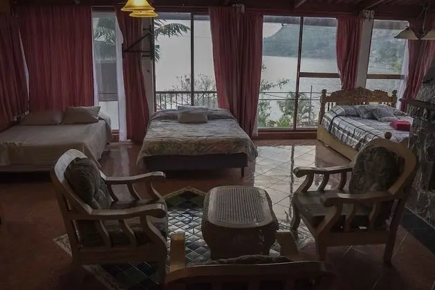 Deluxe Dört Kişilik Oda