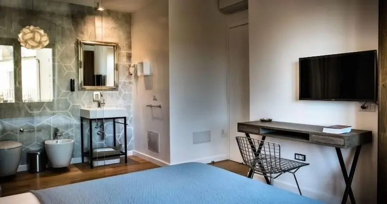 Comfort Tek Büyük Yataklı Oda