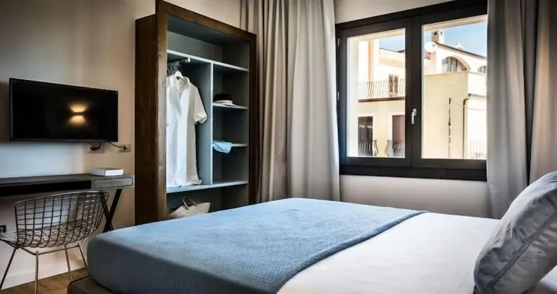 Comfort Tek Büyük Yataklı Oda