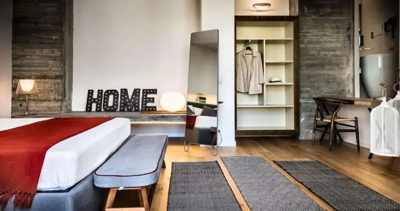 Süit, Balkon, Bahçe Manzaralı