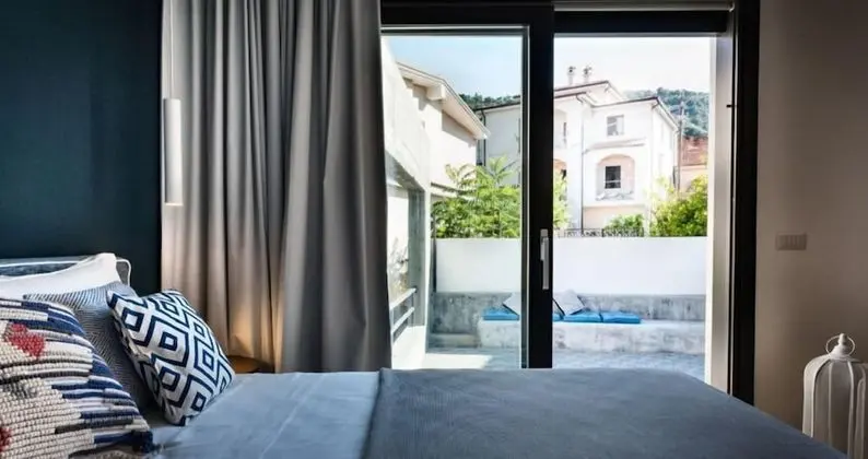 Süit, Balkon, Bahçe Manzaralı