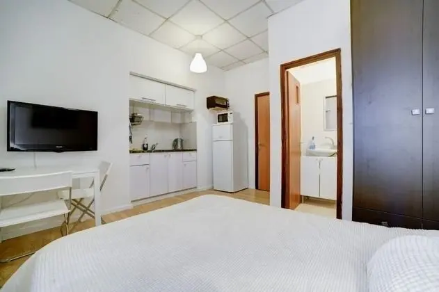Stüdyo (Hakovshim 22 Apt. 10)