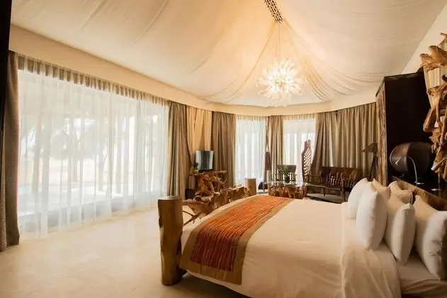 Arabian Oryx Royal Pool Villa