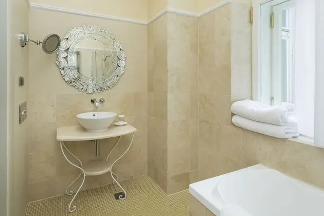 Comfort Oda, 2 Tek Kişilik Yatak, Avlu Manzaralı