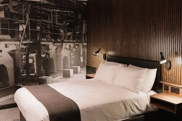 Snug - Double Room (No Window)