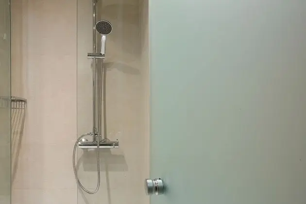 Standard Tek Büyük veya İki Ayrı Yataklı Oda, Balkon