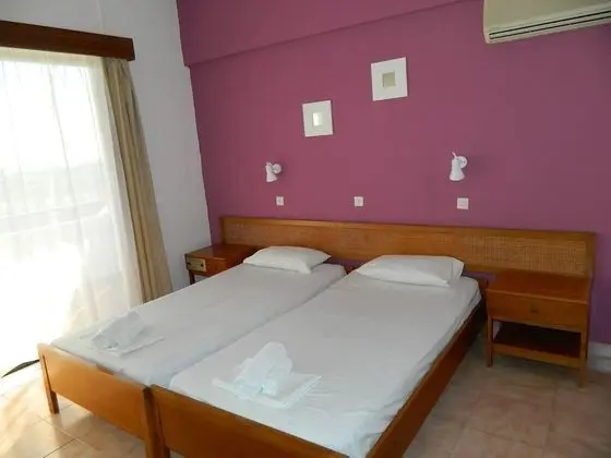 Tek Büyük veya İki Ayrı Yataklı Oda
