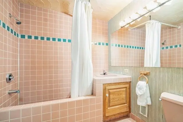 Ev (1 Bedroom)