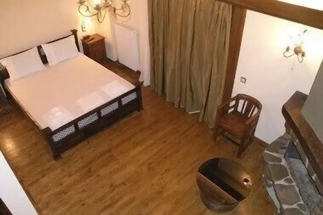 Tek Büyük Yataklı Oda
