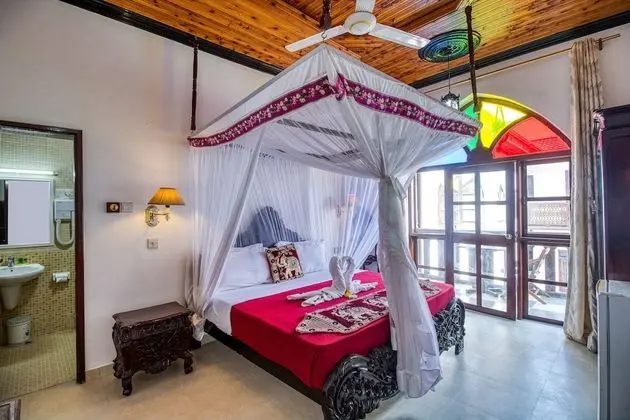 Tek Büyük Yataklı Oda, Balkon, Deniz Manzaralı