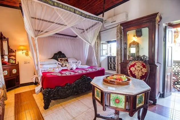 Tek Büyük Yataklı Oda, Balkon, Deniz Manzaralı