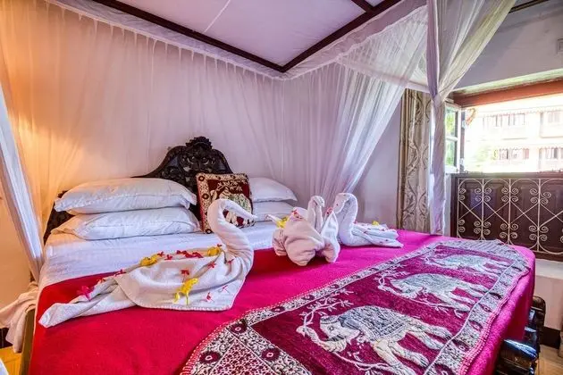 Tek Büyük Yataklı Oda, Balkon, Deniz Manzaralı