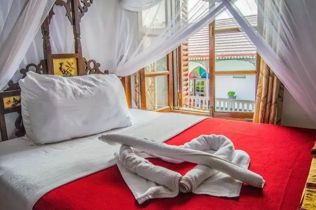 Üç Kişilik Oda, Balkon, Deniz Manzaralı