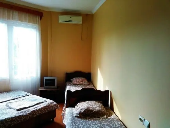 Standard Üç Kişilik Oda