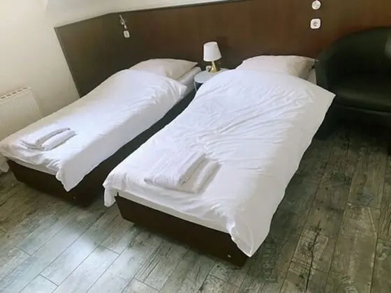 İki Ayrı Yataklı Oda