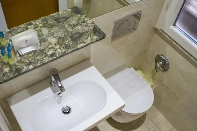 Tek Büyük Yataklı Oda, 1 Büyük (Queen) Boy Yatak