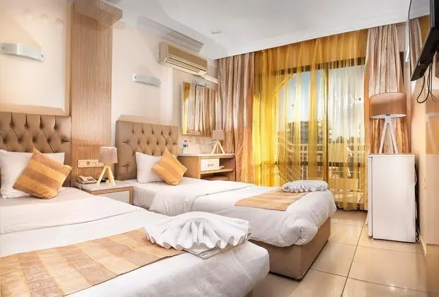 https://imagessl.etstur.com/files/images/hotelImages/TR/51948/l/Temple-Hotel-Genel-296114.jpg