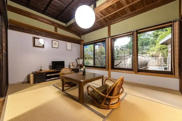 Traditional Oda, Sigara İçilmez (Japanese Style, 8 Guests)