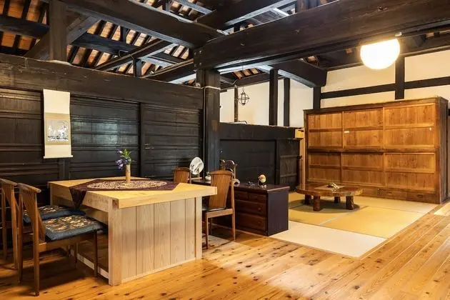 Traditional Oda, Sigara İçilmez (Japanese Style, 8 Guests)