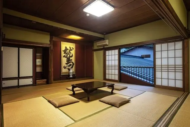 Traditional Oda (Japanese Style)
