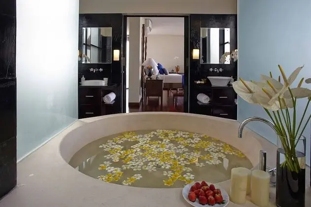 Luxury Villa, 4 Yatak Odası, Kişiye Özel Havuzlu, Kısmi Deniz Manzaralı