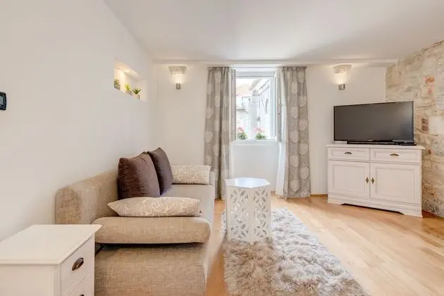 Deluxe Apartment - City View (Adamova ulica 5)
