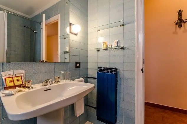 Büyük Yataklı Tek Kişilik Oda, 1 Tek Kişilik Yatak