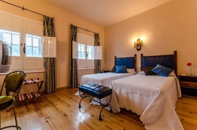 Tek Büyük Yataklı Oda