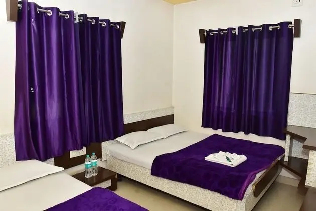 Deluxe Dört Kişilik Oda