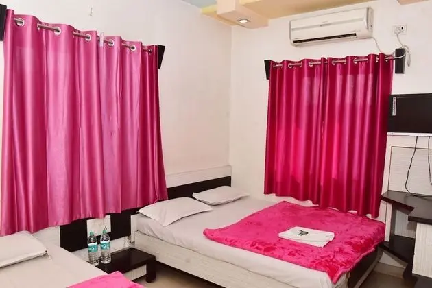 Deluxe Dört Kişilik Oda